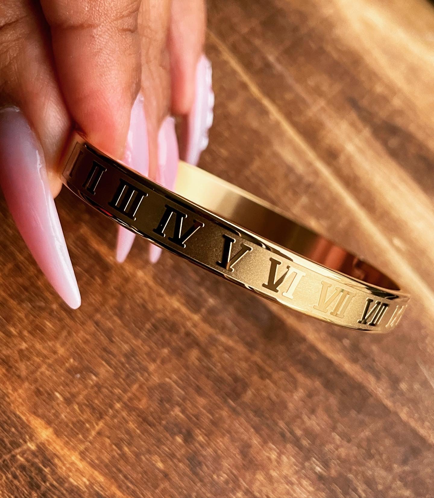 Stainless Steel Roman Numeral Bangle